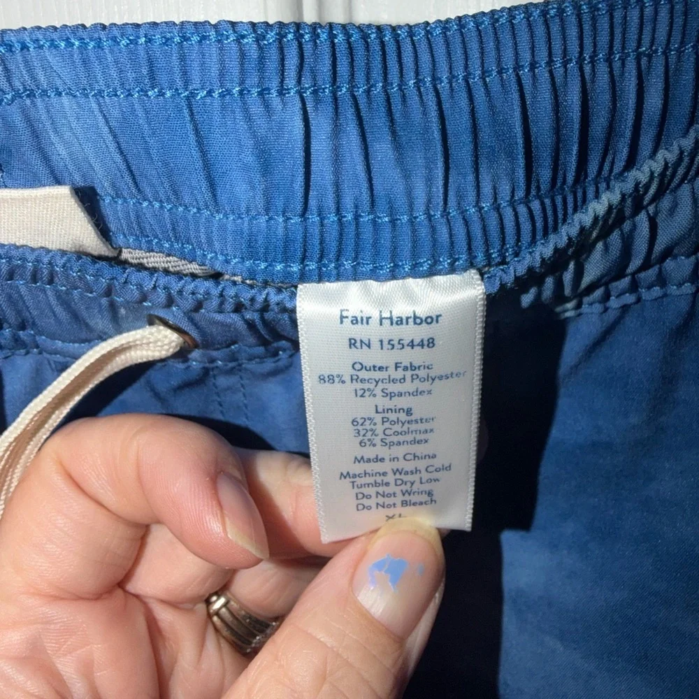 Fair Harbor classic navy